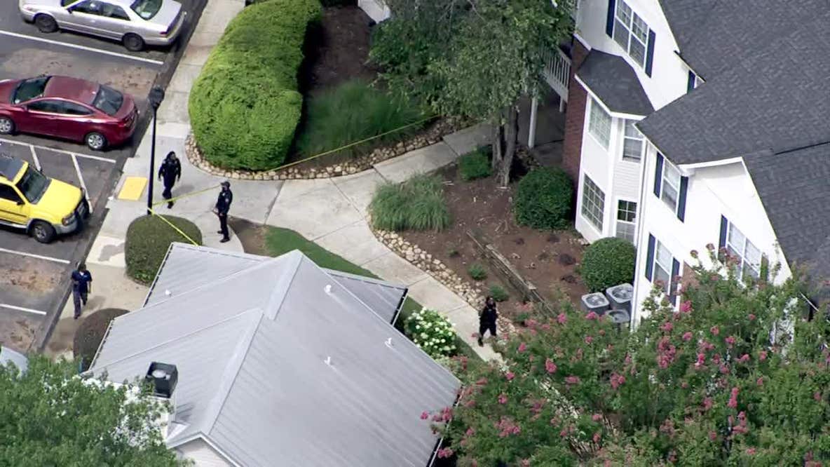 Multiple people shot, 1 dead in downtown Atlanta, police say