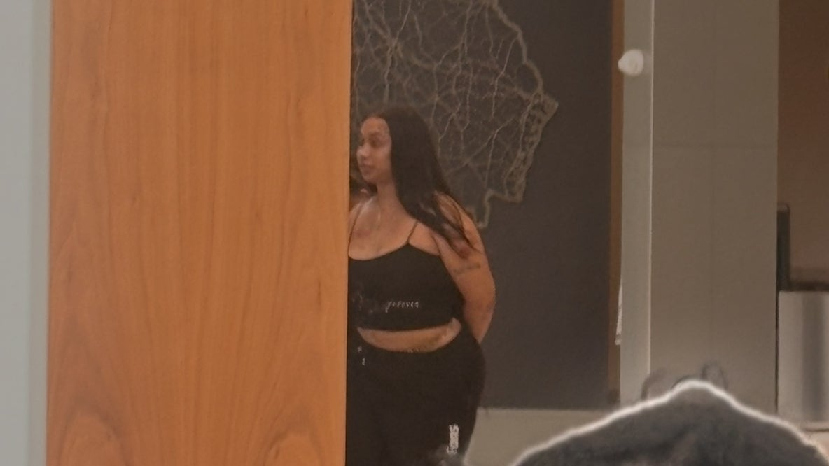 Sidney Starr accused of child assault at Fulton County hotel