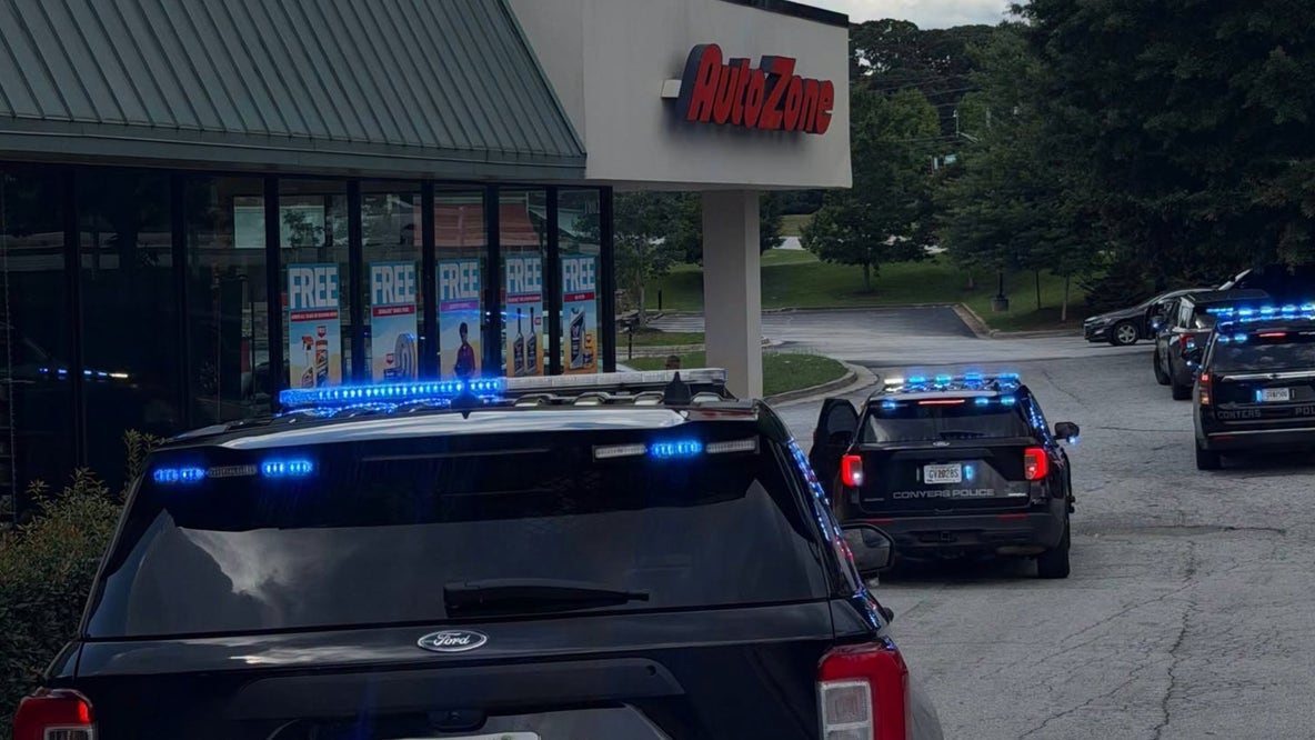 Conyers AutoZone employee accidentally shoots coworker, police say