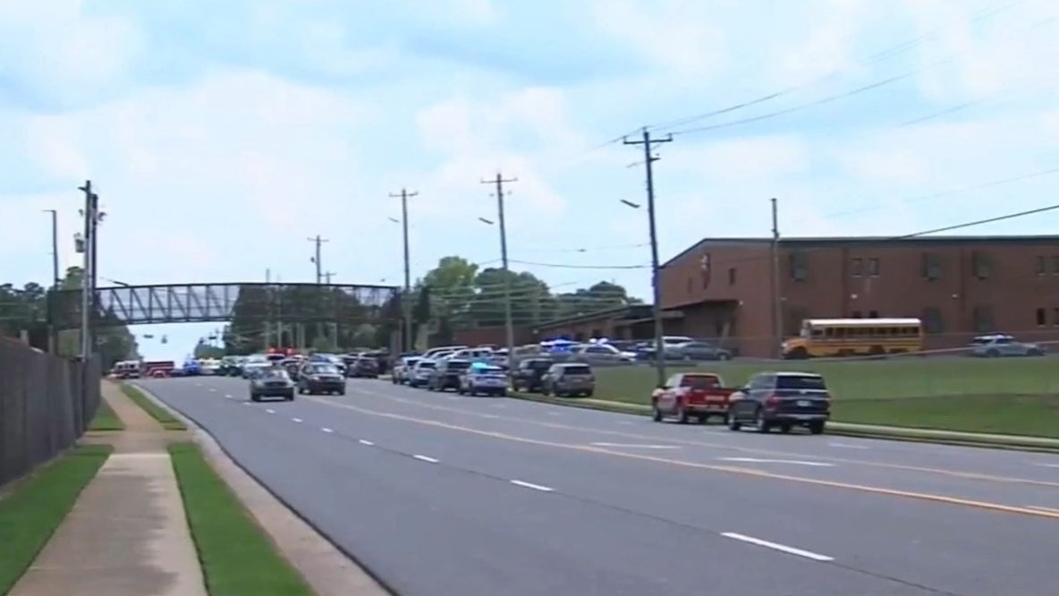 Student shot at Warner Robins High School, district says