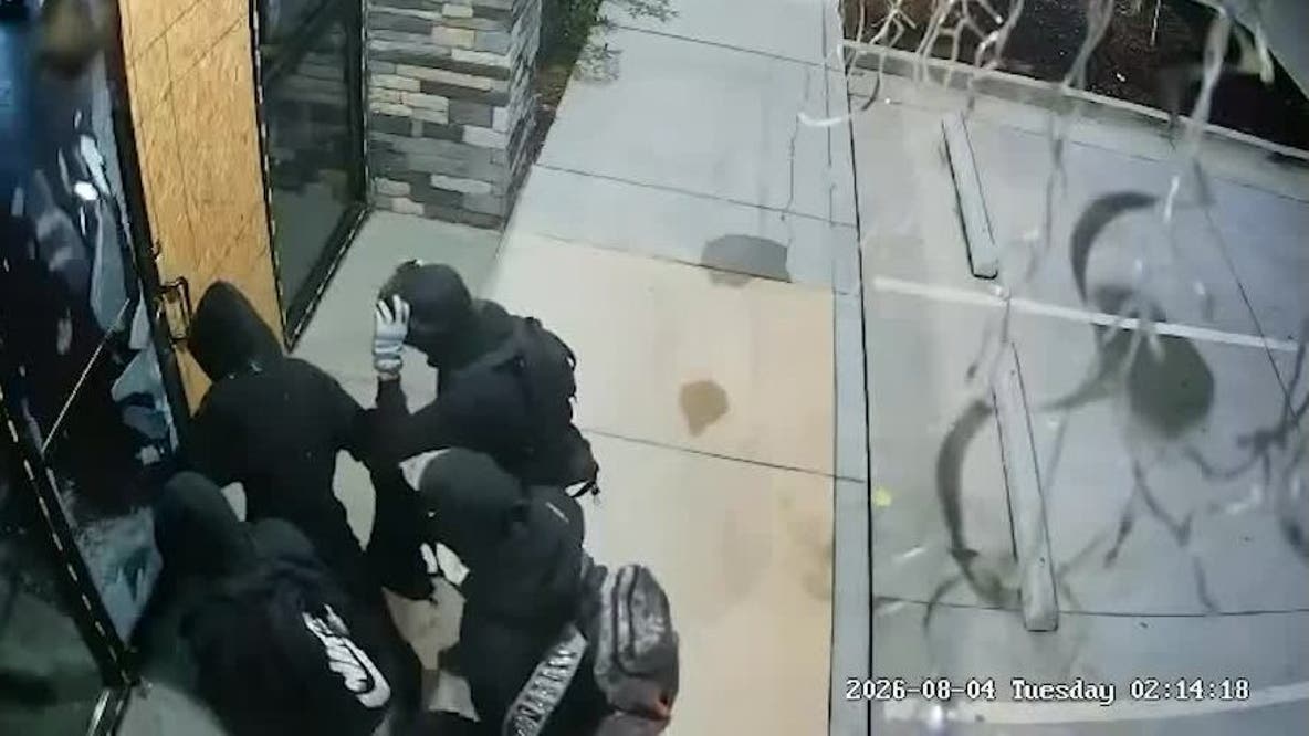 Four sought after Hoschton vape shop is burglarized twice in 3 days