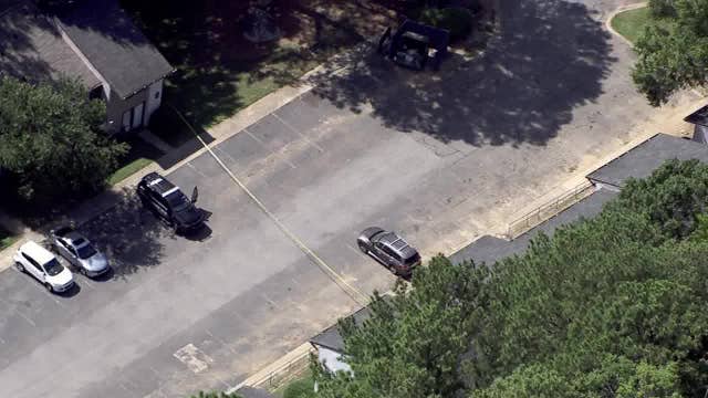 Man hospitalized after shooting at DeKalb County apartments
