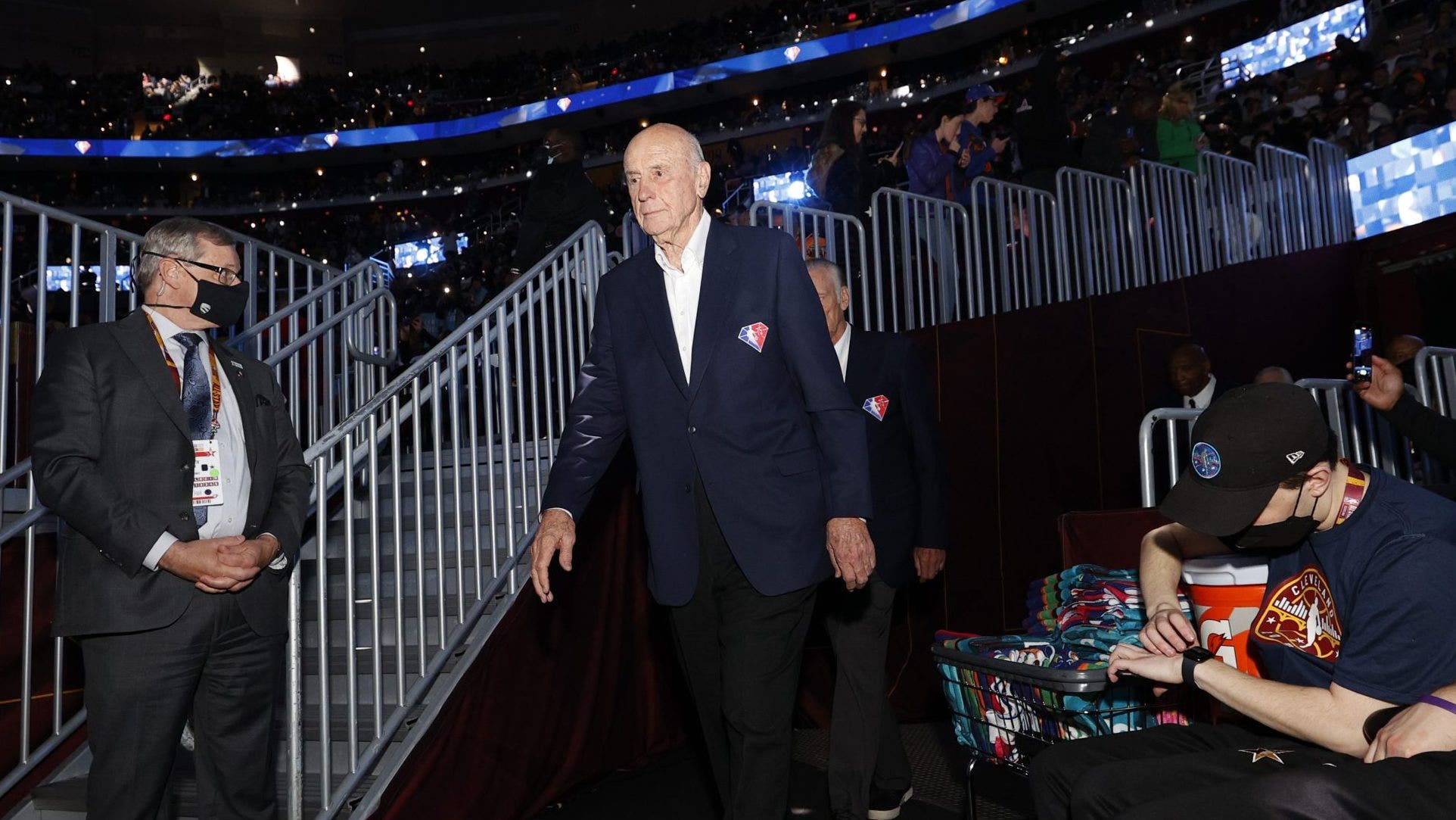Bob Pettit, the first NBA MVP and LSU legend, dies at 93