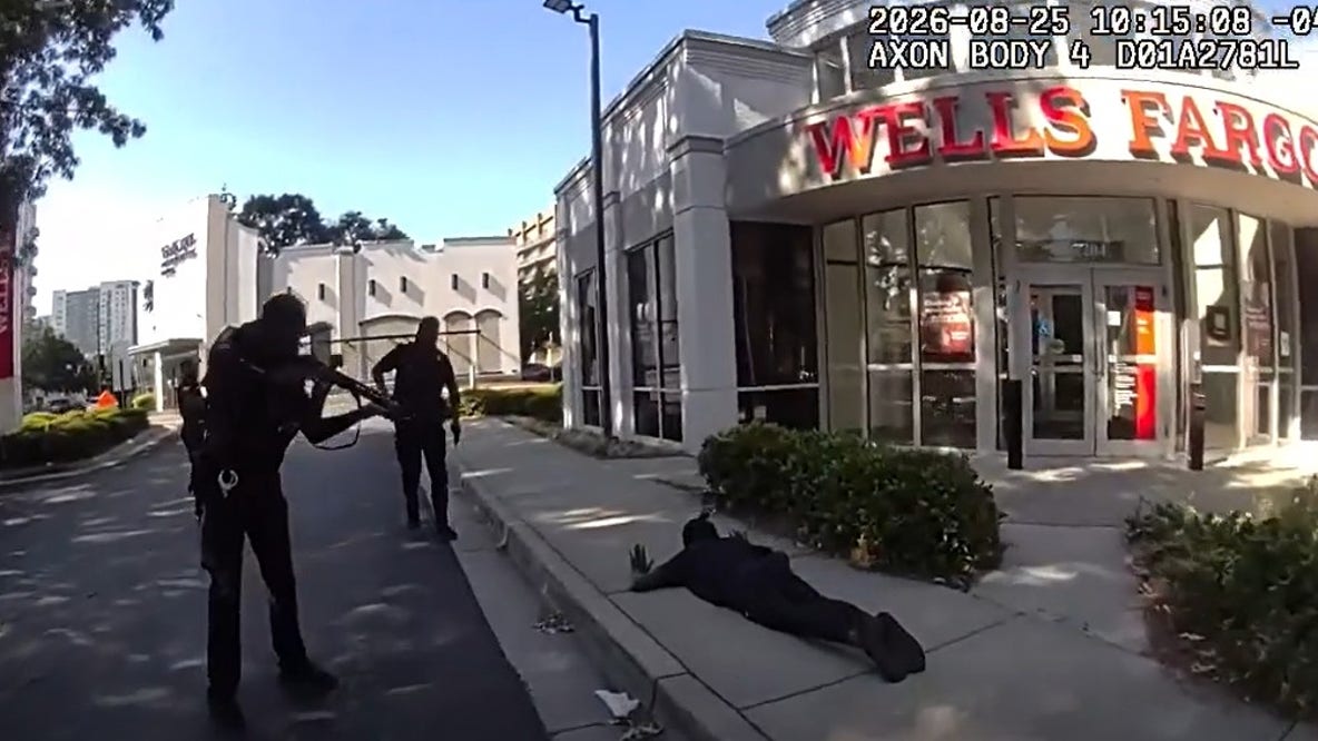 Man charged in Atlanta bank robbery had U.S. Marshals warrant