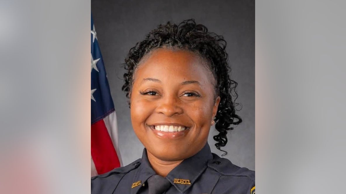 Hapeville sergeant resigns after arrest on child cruelty charges