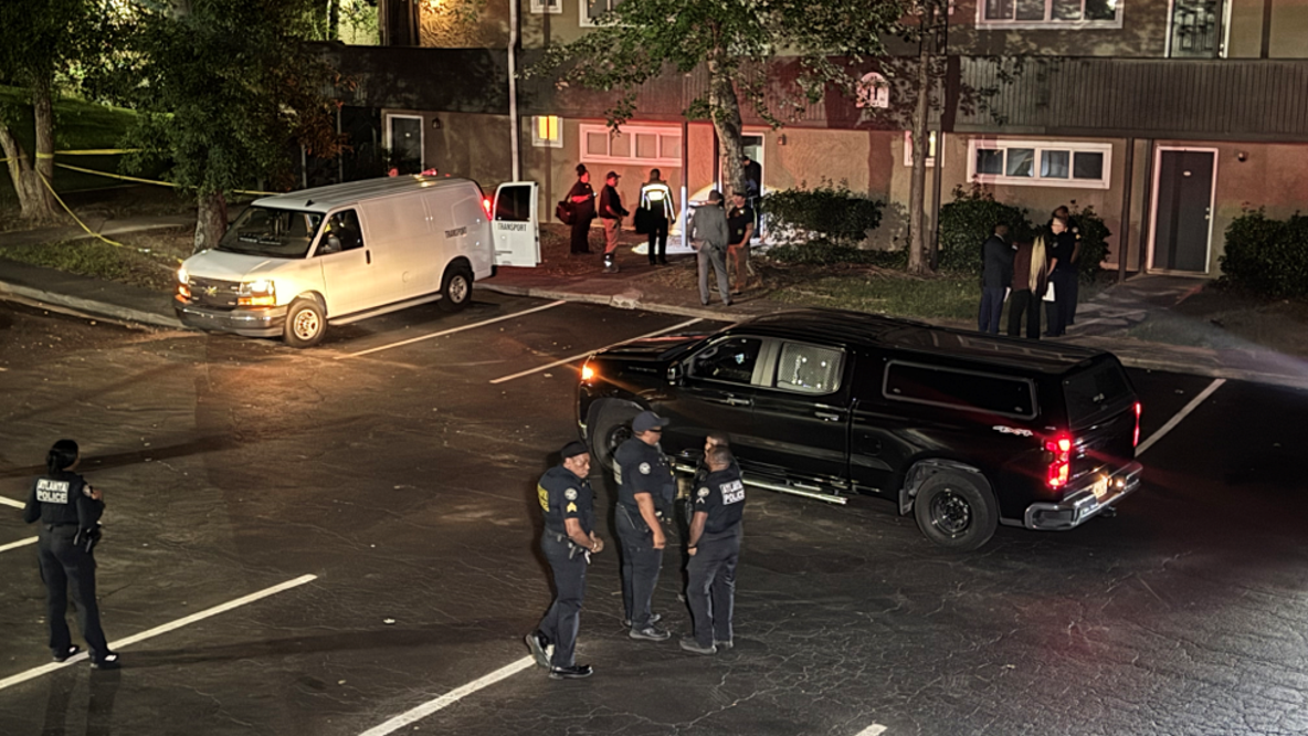 Man found dead after suspicious apartment fire in SW Atlanta