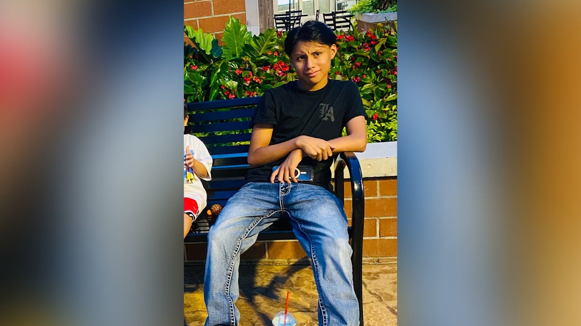 Rome 16-year-old dies after collapsing on field, fundraiser says