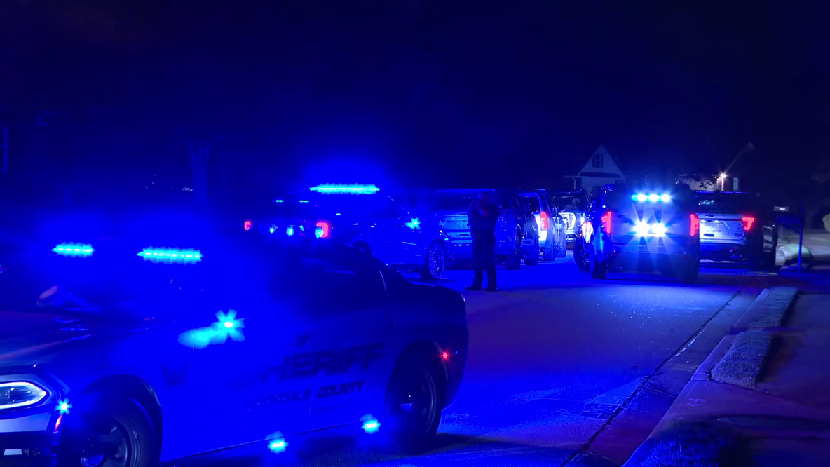 Man faces charges after SWAT response in Rockdale County, deputies say