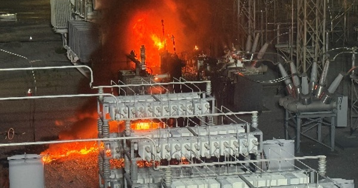 Crews battle intense fire at Georgia Power substation in Norcross