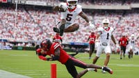 No. 2 Georgia dominates Western Kentucky in home blowout