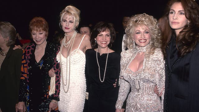 Where to see classic Dolly Parton movie screenings in Georgia