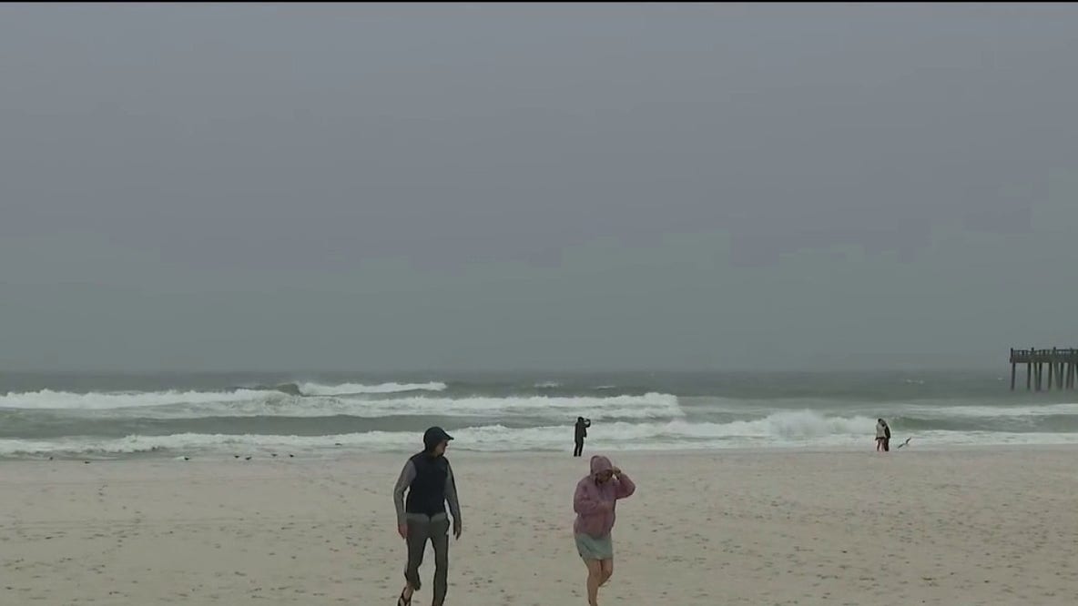 Isaias nears Gulf Coast as Pensacola Beach evacuates