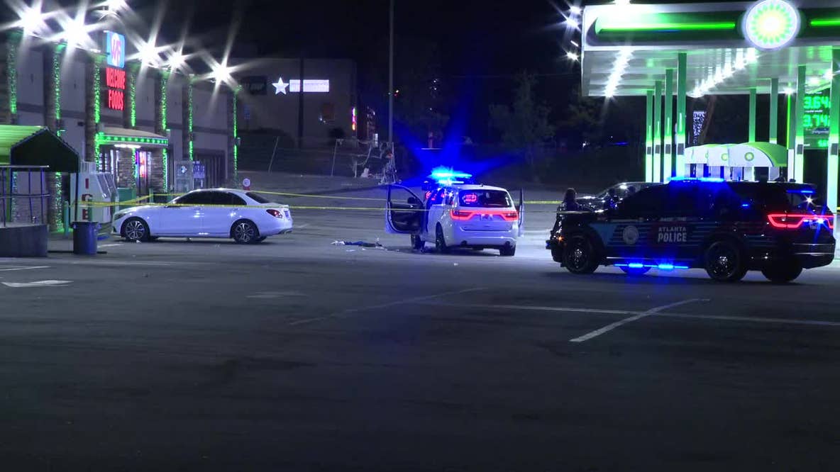 36-year-old man shot in head, back in southwest Atlanta