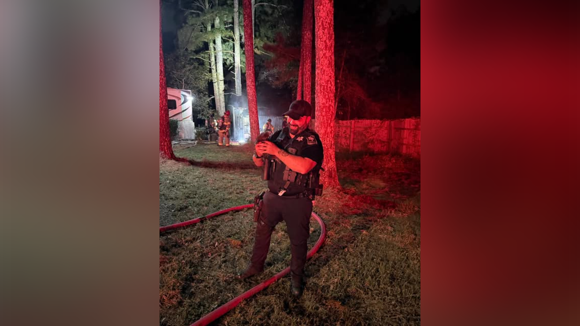 Deputy rescues nearly a dozen chickens from burning coop in Barrow County