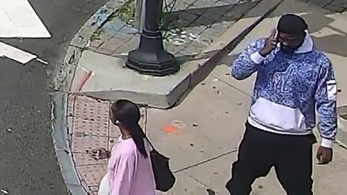 Man wanted in violent Midtown Atlanta crosswalk robbery attempt