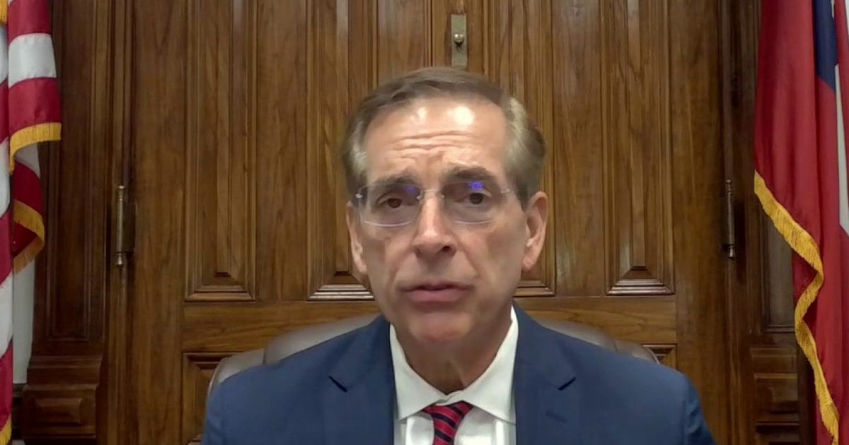 Georgia secretary of state answers voters’ early voting questions