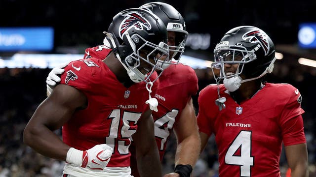 Bijan Robinson leads Atlanta to 45-24 win in New Orleans