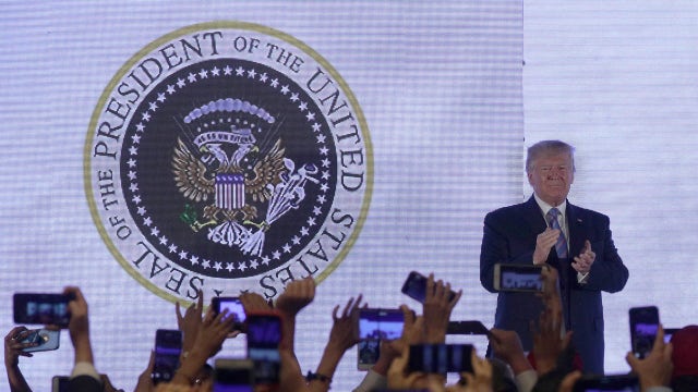 Eagle with golf clubs? Altered seal at Trump speech