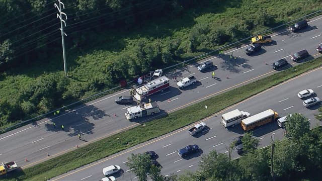 1 dead after crash in Anne Arundel County