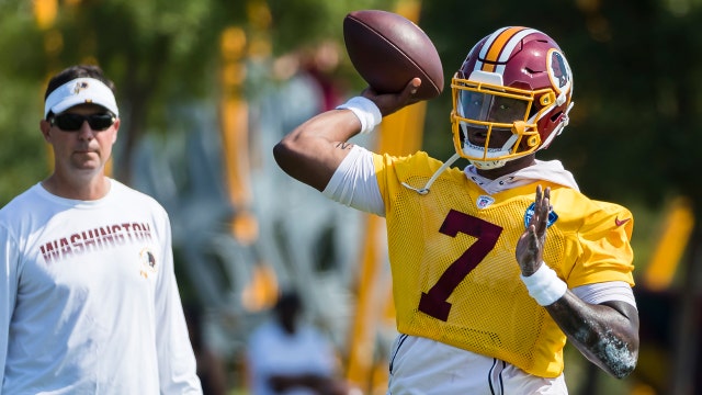 Redskins' Gruden: Haskins 'getting more comfortable' under center, LB Sweat adding practice reps
