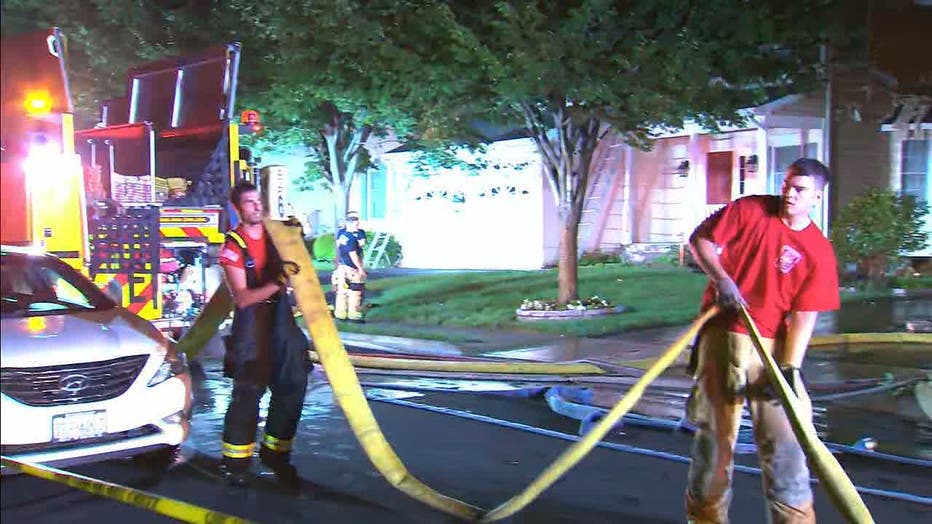 Several Homes Damaged, Destroyed By Early Morning 2-alarm Fire In ...