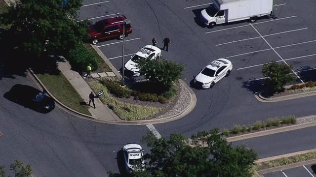 Person in custody after assault outside Gaithersburg McDonald's, police say