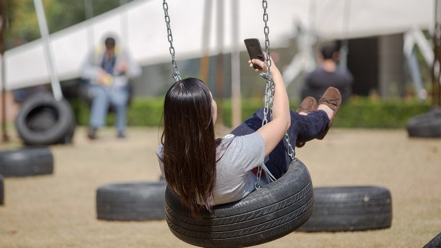 Posting selfies makes you seem ‘less likeable’ and ‘more insecure,’ researchers say