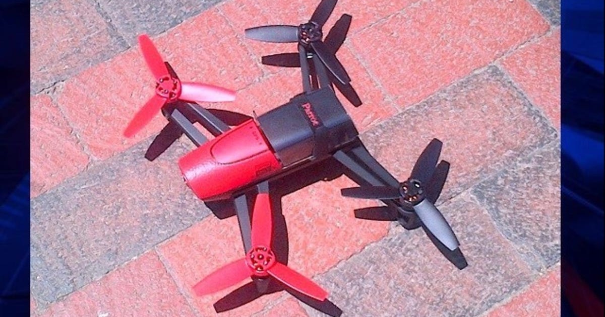 Man apprehended after flying drone near White House | FOX 5 DC