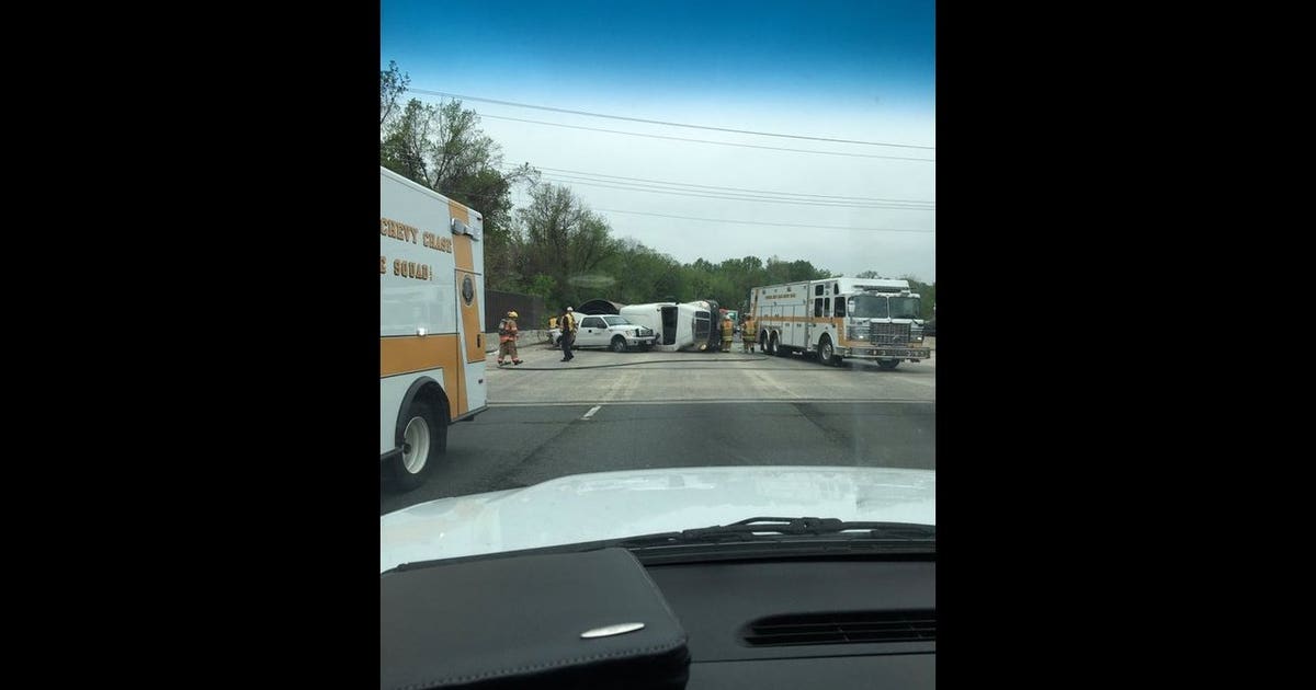 Overturned tractor trailer blocks lanes on Beltway | FOX 5 DC