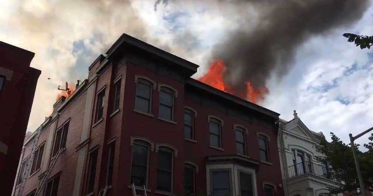 Apartment building fire displaces 12 people in NW DC | FOX 5 DC
