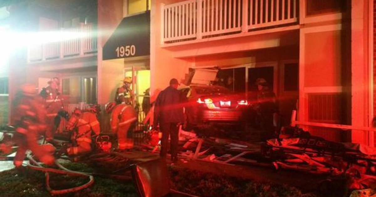 Woman dead after crash into apartment building | FOX 5 DC
