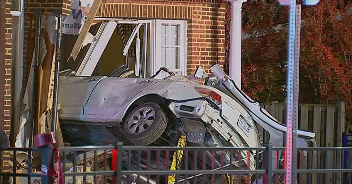 2 dead after car crashes into Alexandria home | FOX 5 DC