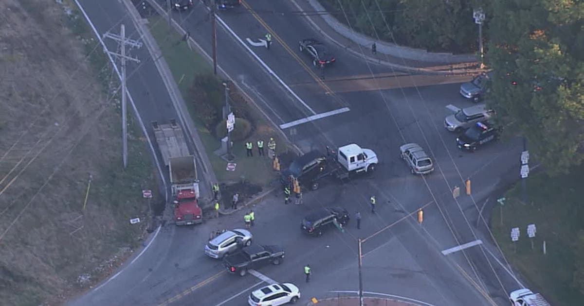 Truck, vehicle involved in crash in Davidsonville area of Anne Arundel ...
