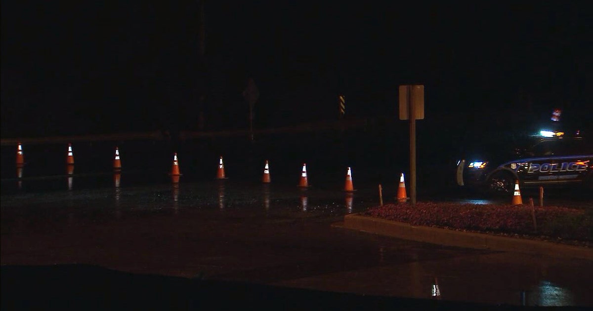 Dump truck in Howard County takes out power lines | FOX 5 DC