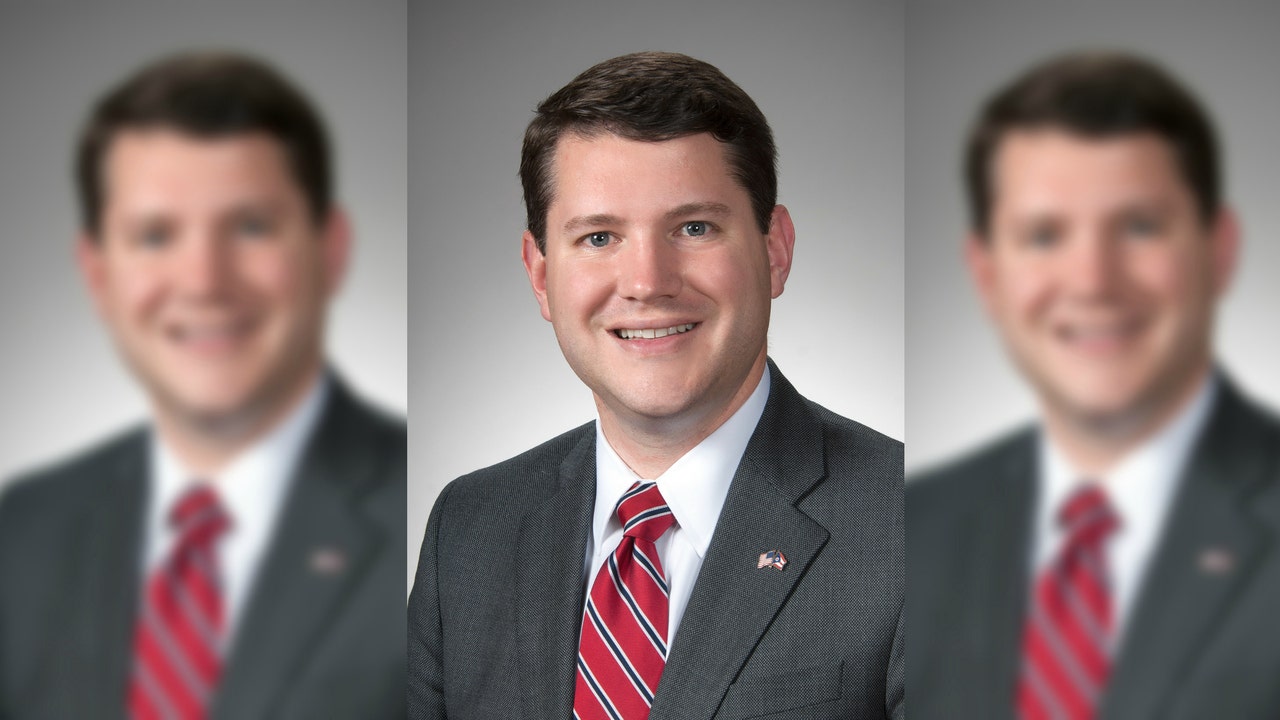 Anti-gay lawmaker resigns after getting caught having sex with a man in his office