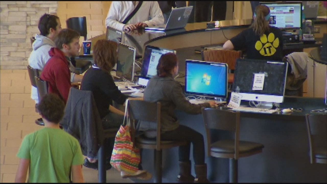 FAFSA college financial aid deadline extended to April 15 in many states