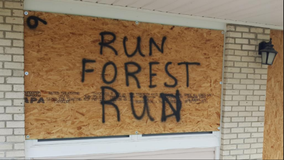 Tybee Island residents heed Irma warnings: 'Run Forest Run'