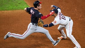 Astros manager doesn't think Turner interfered in controversial play