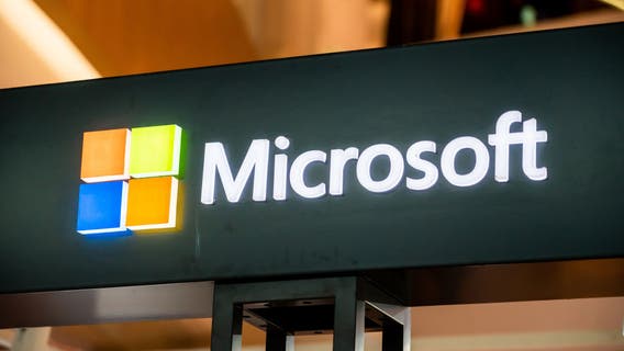 Pentagon hands Microsoft $10B 'war cloud' deal, snubs Amazon