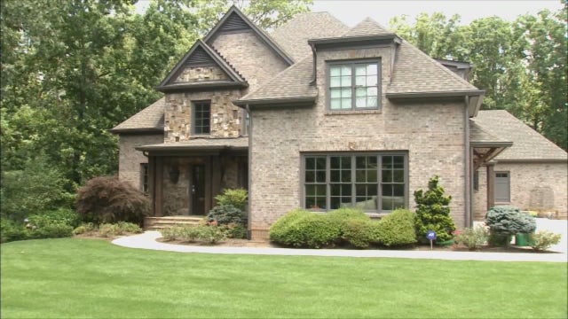 911 calls after home invasion at NFL star's home released