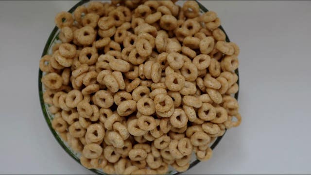 Study: Weed killer found in oat cereal and granola bars