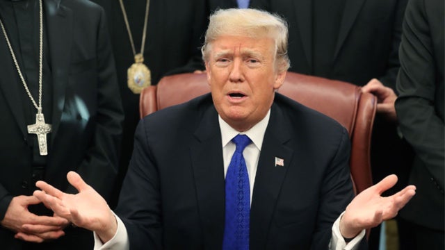 US appeals court blocks Trump birth control coverage rules