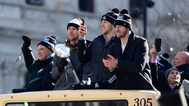 White House: Eagles offered to send ‘tiny handful' of representatives, abandoned fans