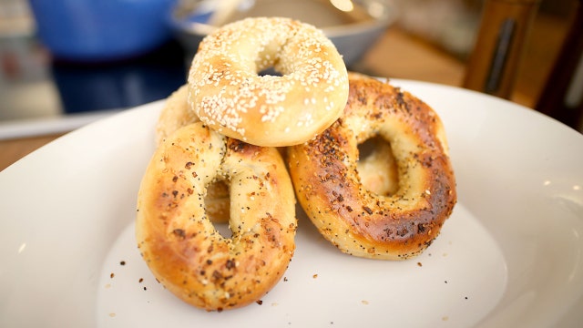 Panera is giving out free bagels every day for the rest of 2018