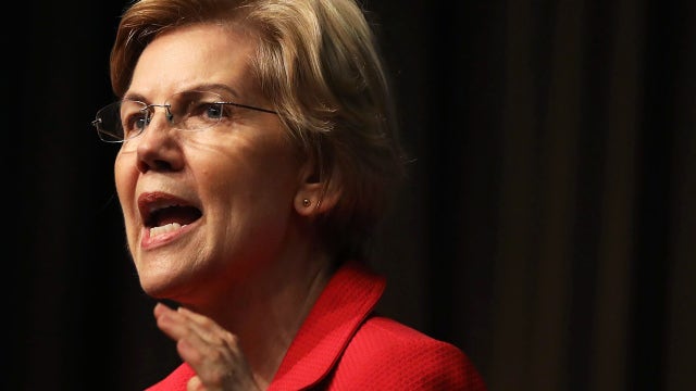 Warren unveils $640 billion college debt forgiveness plan