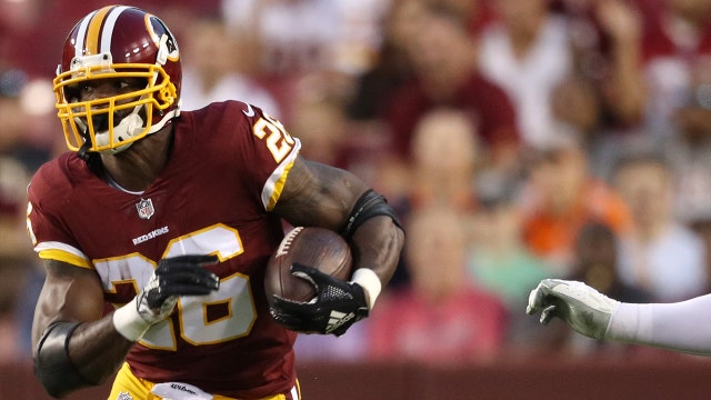 Adrian Peterson impresses in Redskins debut vs. Broncos