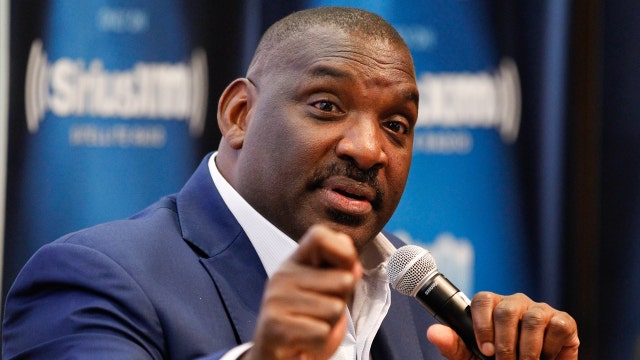 Redskins' Doug Williams apologizes for comments about Reuben Foster move