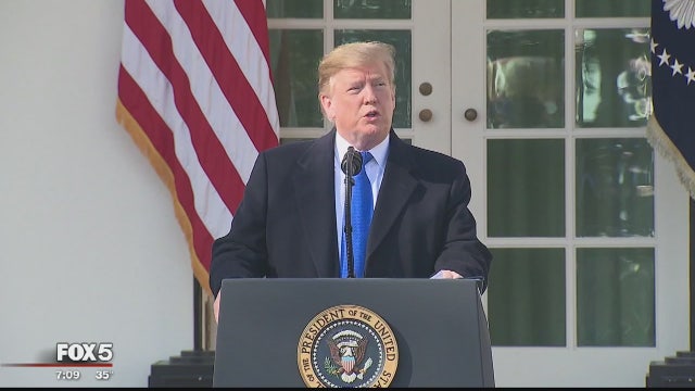 Trump arrives in Ohio to tour Army tank plant
