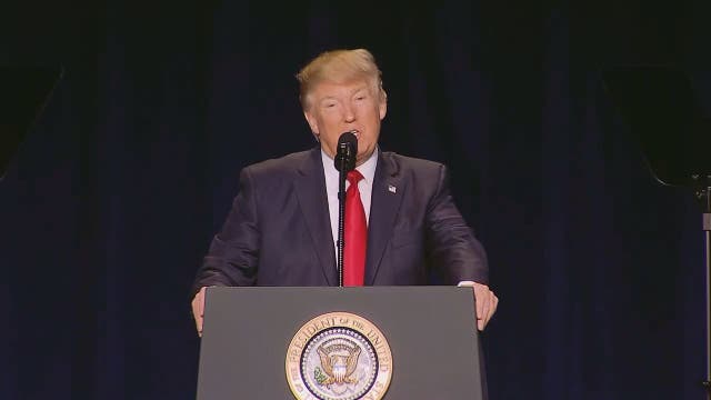 Trump takes dig at "The Apprentice" host, Arnold Schwarzenegger; Arnold fires back