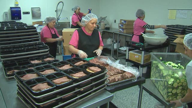 GOP, Dem lawmakers decry Trump's cut to Meals on Wheels